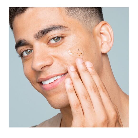 C'est Moi Refreshing Papaya & Strawberry Seed Scrub Facial Mask 1.7 fl oz - Picture 6 of 7